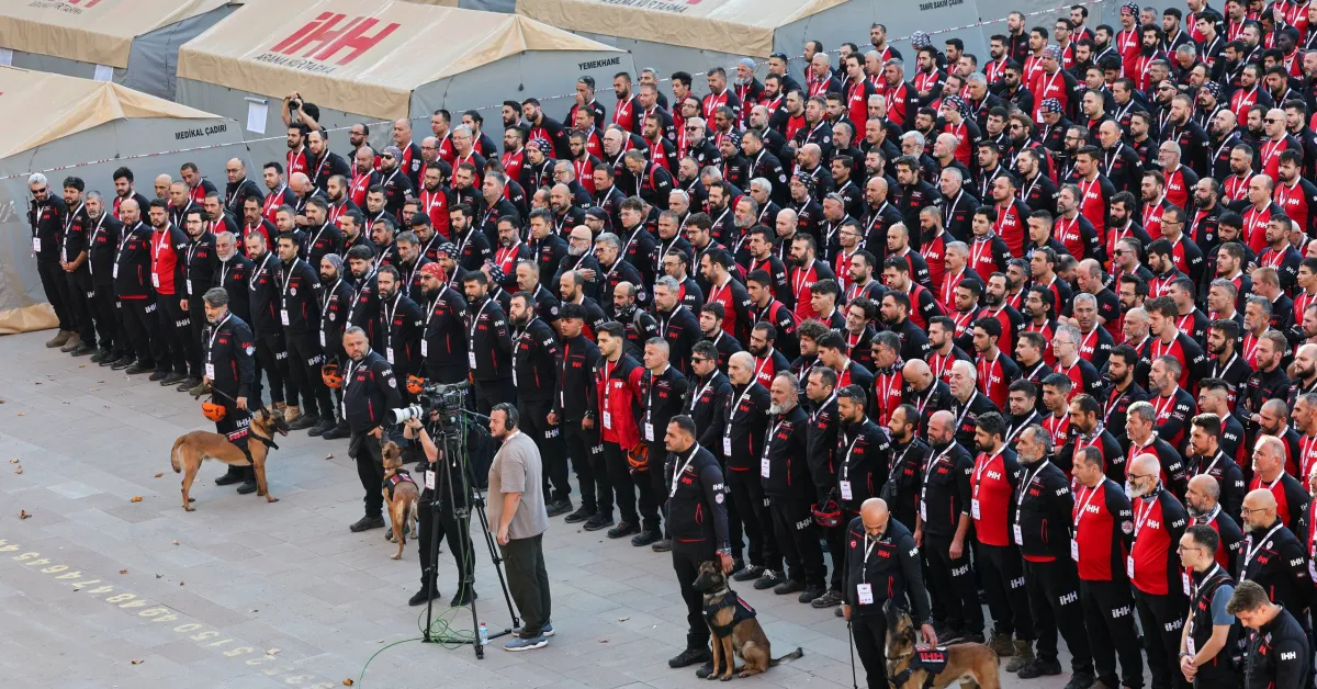 I H H 5’ I N C I U L U S A L A F E T Y O N E T I M I T A T B I K A T 869148 258068 Gencgazete