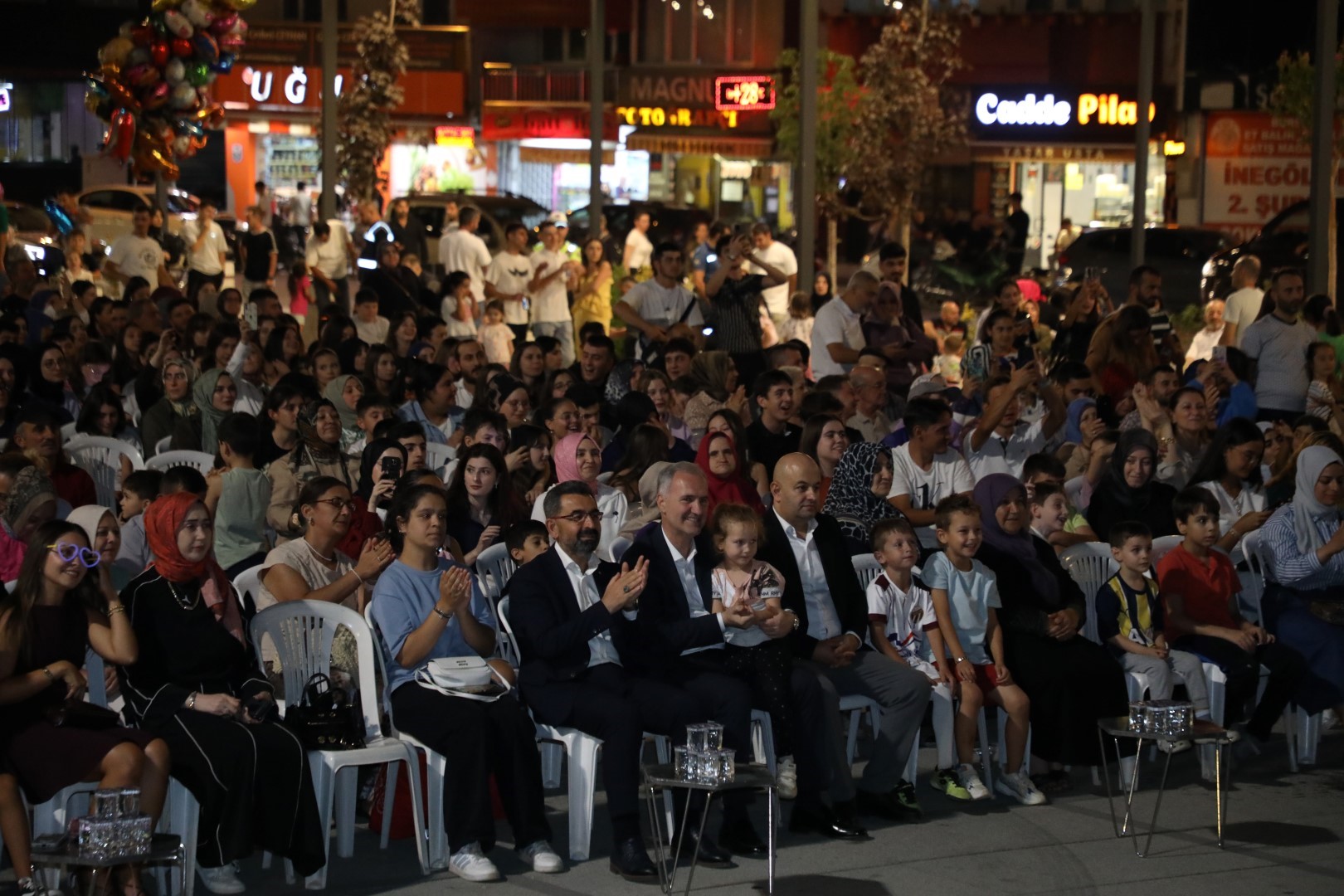 İnegöl, Aydın Şahin Ile Coştu (5)