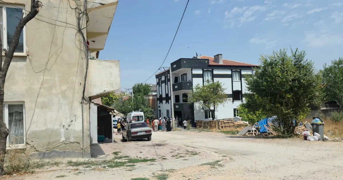 İnegöl’de 4. Kattan Düşen Kadın Yaralandı