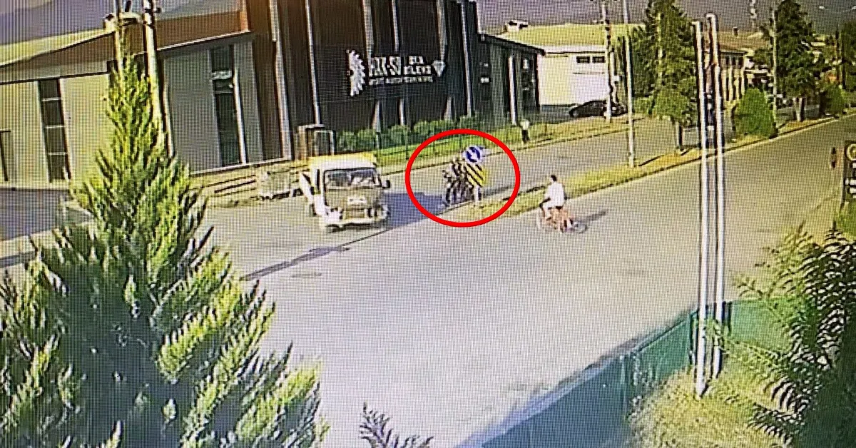 İnegöl’de Kamyonetle Çarpışan Motosiklet Sürücüsü Yaralandı (2)