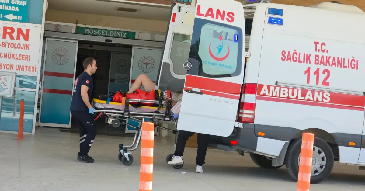 İnegöl’de Otomobil Çalılıklara Devrildi Sürücü Saatlerce Mahsur Kaldı