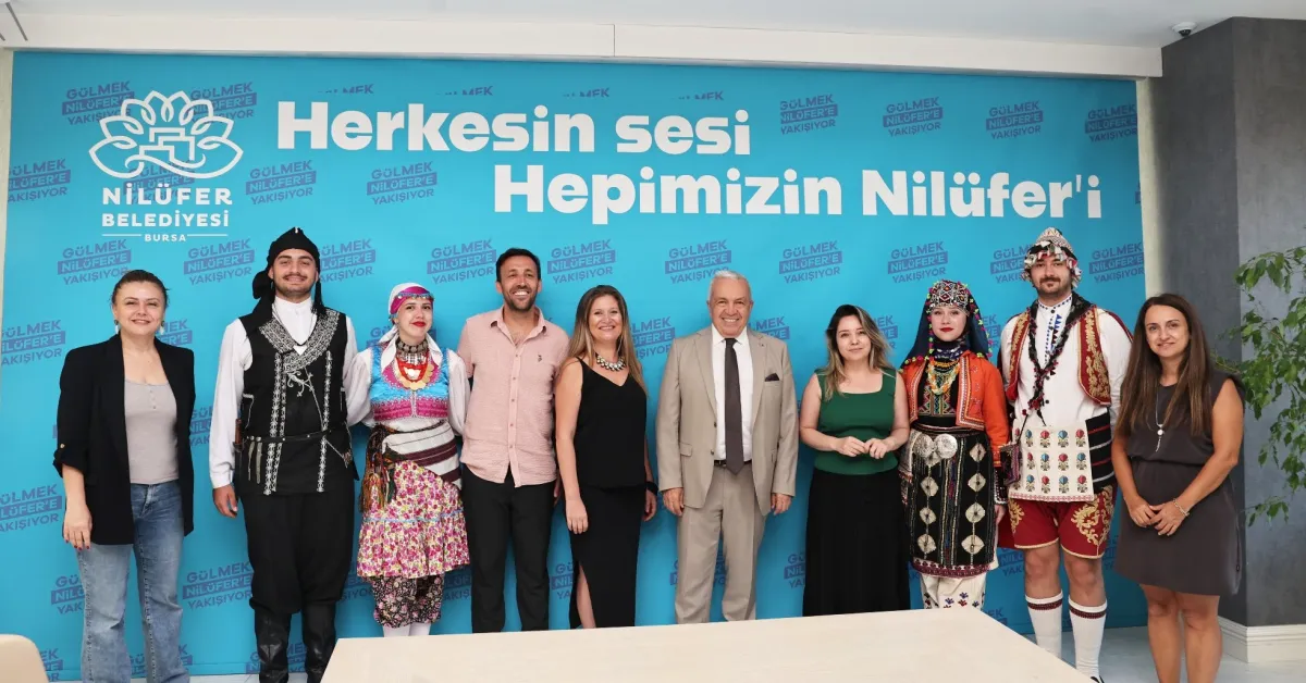 Nilüfer Halk Dansları Topluluğu İtalya’dan “En İyi Performans” Ödülüyle Döndü (1)