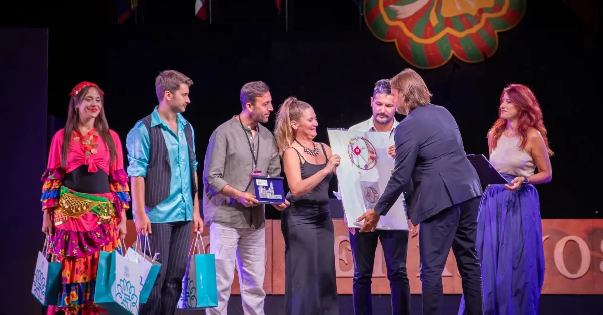 Nilüfer Halk Dansları Topluluğu İtalya’dan “En İyi Performans” Ödülüyle Döndü (3)