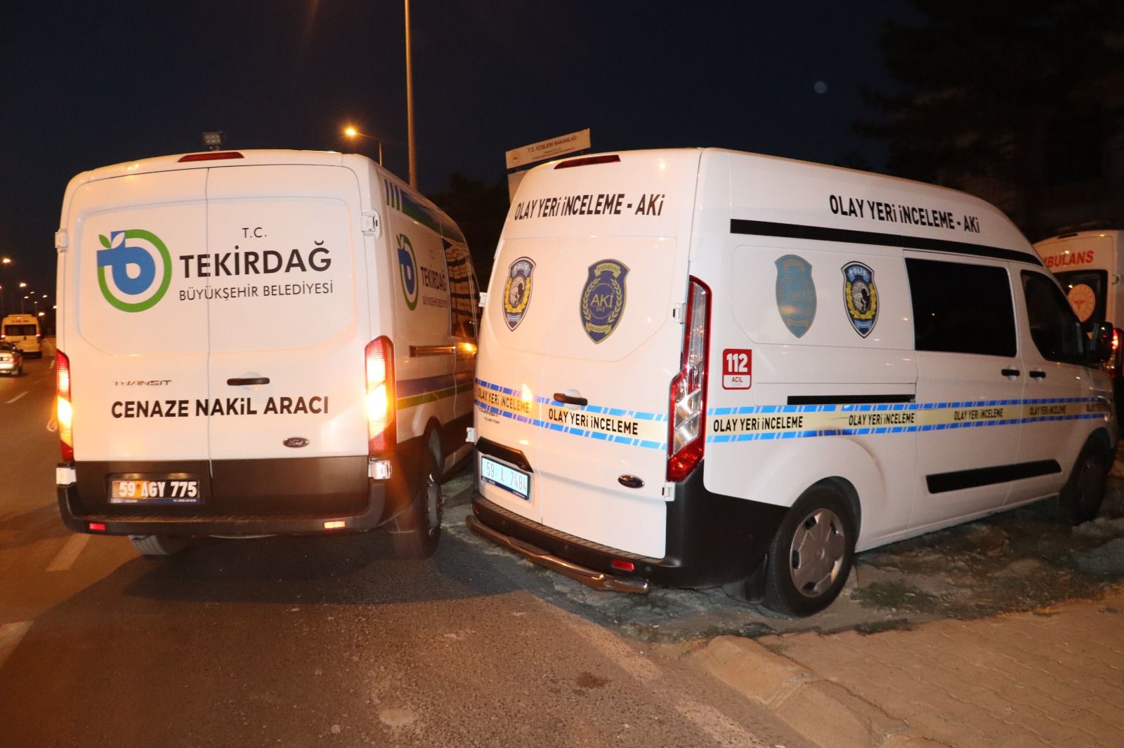 Ölen Şahsın Üzerinden Biri Telefonunu Diğeri Banka Kartını Çalmış (1)