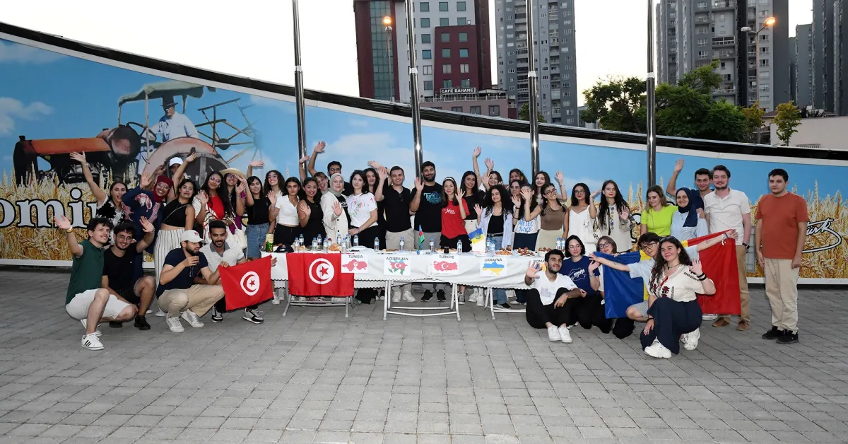 Osmangazi’de Aiesec Kültür Panayırı Renkli Görüntülere Sahne Oldu