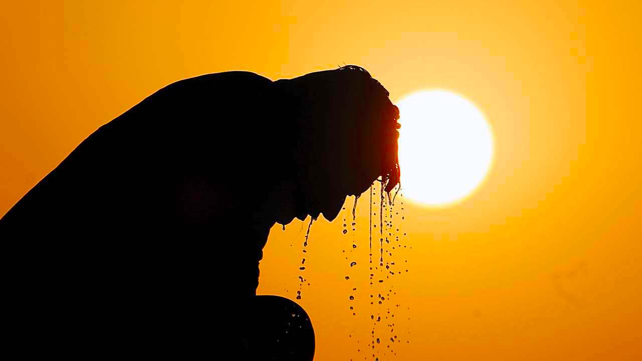 Sıcak Çarpması, Beyin Kanaması Ve Kalp Krizine Yol Açabilir! (1)