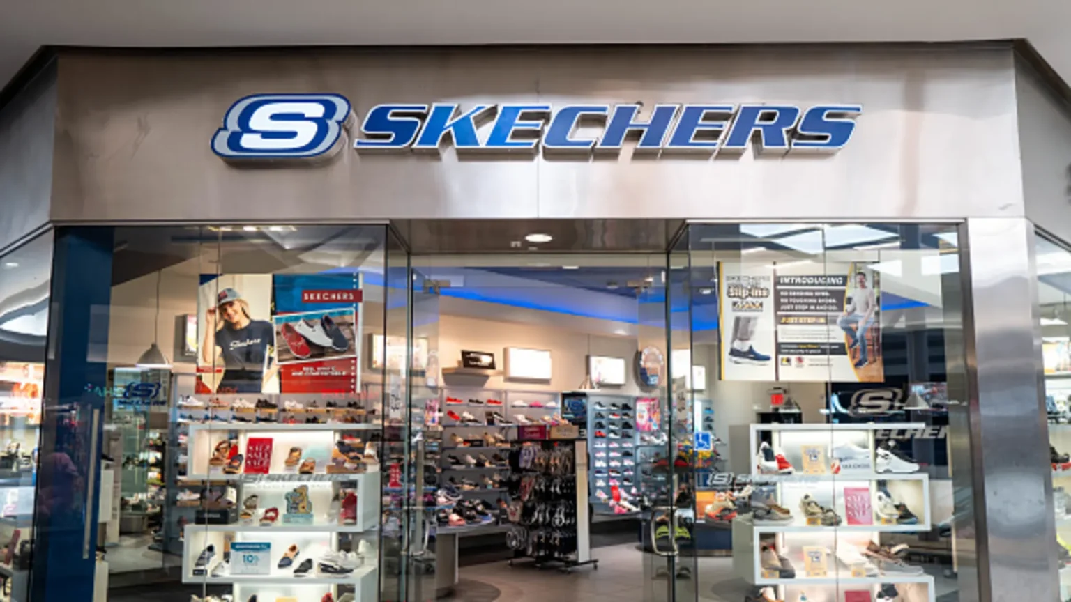 Skechers 1536X864