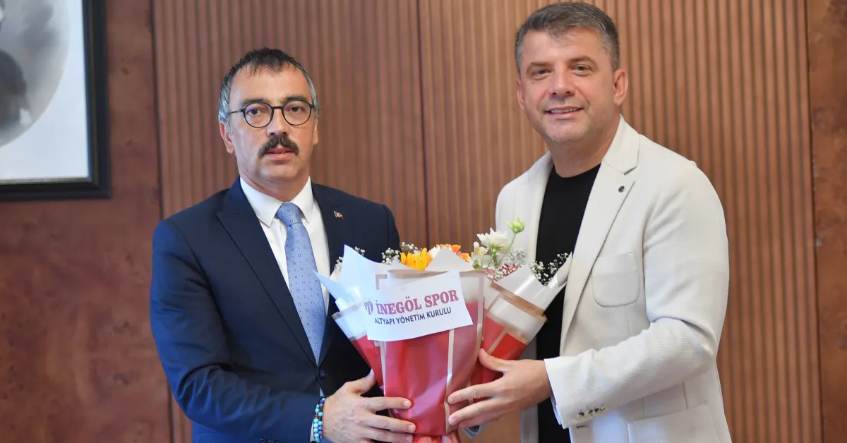 Sultan Su İnegölspor Altyapı Yönetimi Kaymakam Arslan’ı Ziyaret Etti (4)