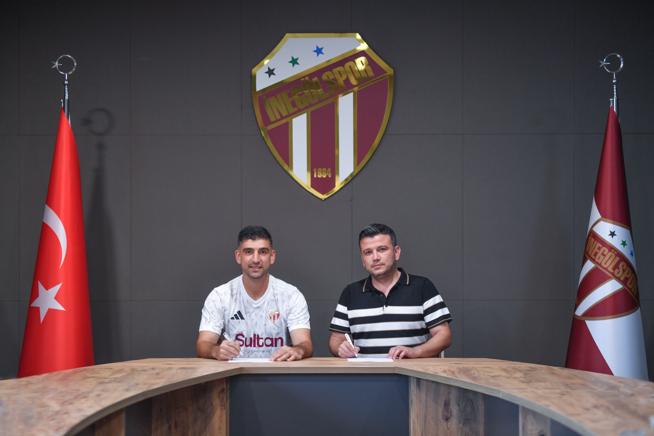 Sultan Su İnegölspor, Kaleci Bekir Sevgi Ile 1 Yıllık Sözleşme İmzaladı (2)