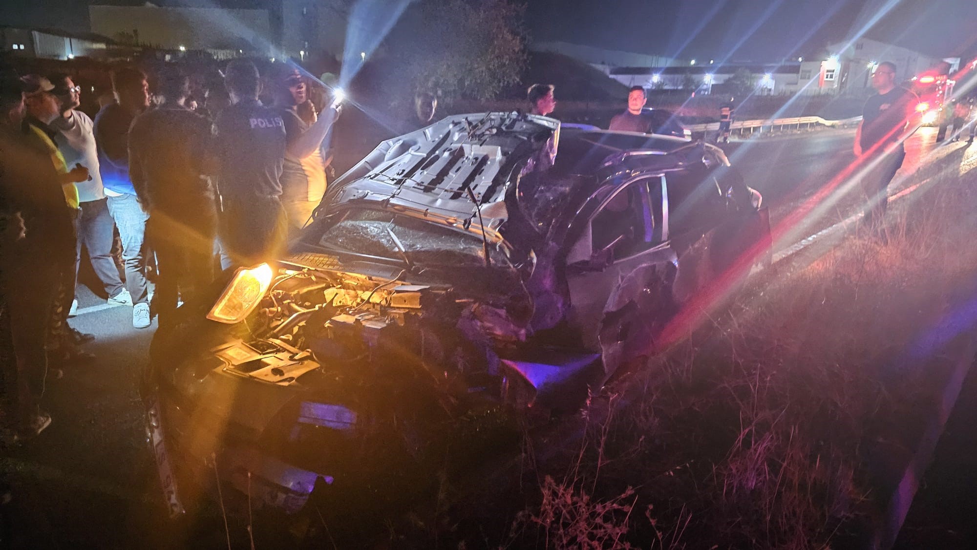 Tekirdağ'da Feci Kaza 16 Yaşındaki Kız Hayatını Kaybetti, 2 Kişi Yaralandı (2)