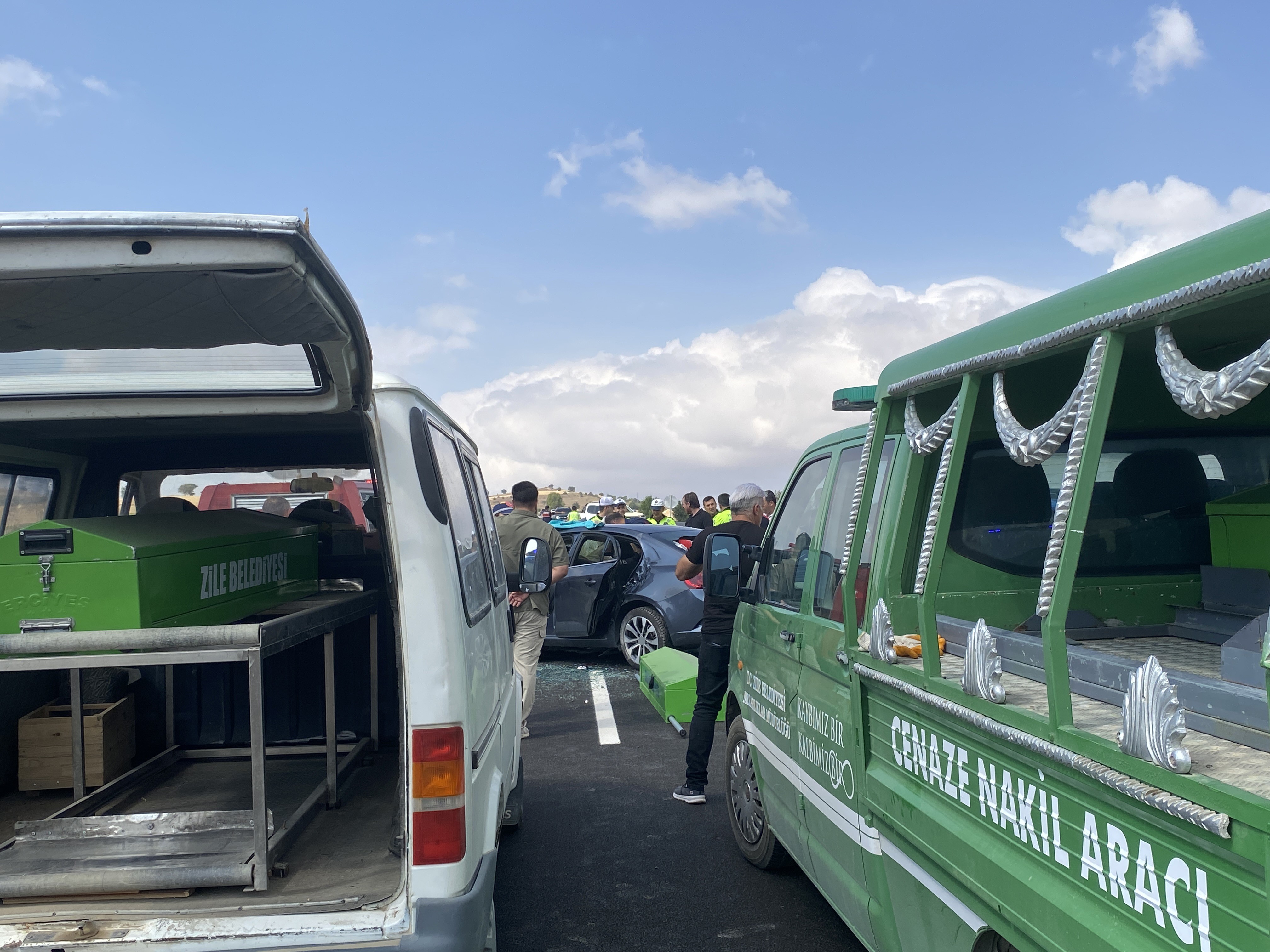 Tokat Zile’de Katliam Gibi Kaza Aynı Aileden 4 Kişi Hayatını Kaybetti (4)