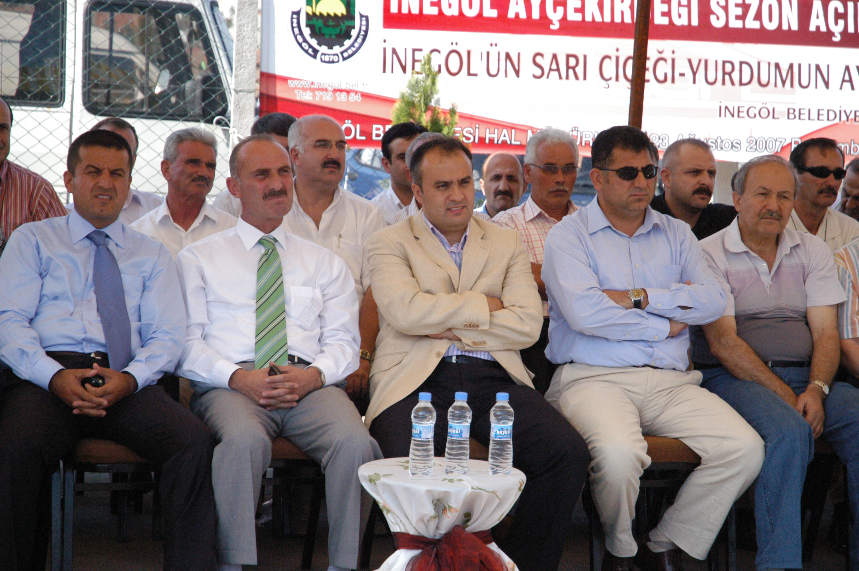 Türkiye’nin İlk Ayçekirdeği Festivali İnegöl’de Arsiv Haber 2007 Gencgazete (12)