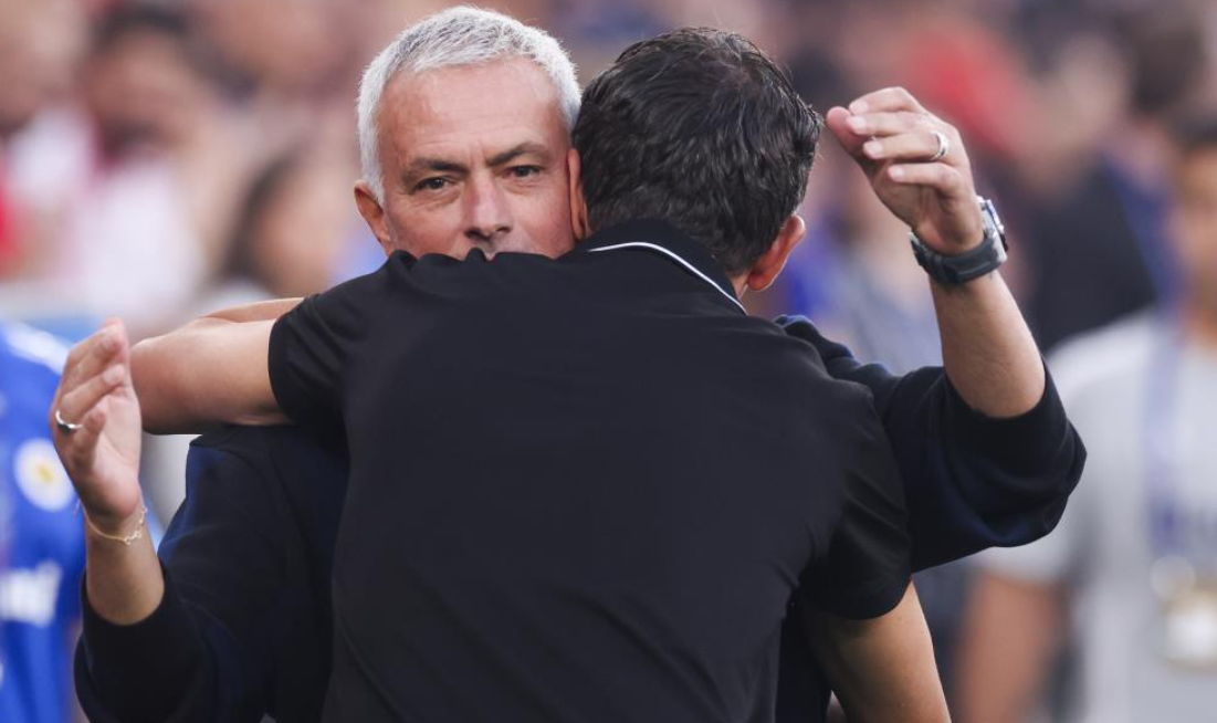 Uefa Şampiyonlar Ligi Benfica Fenerbahçe İlk Yarı Özeti (3)-1