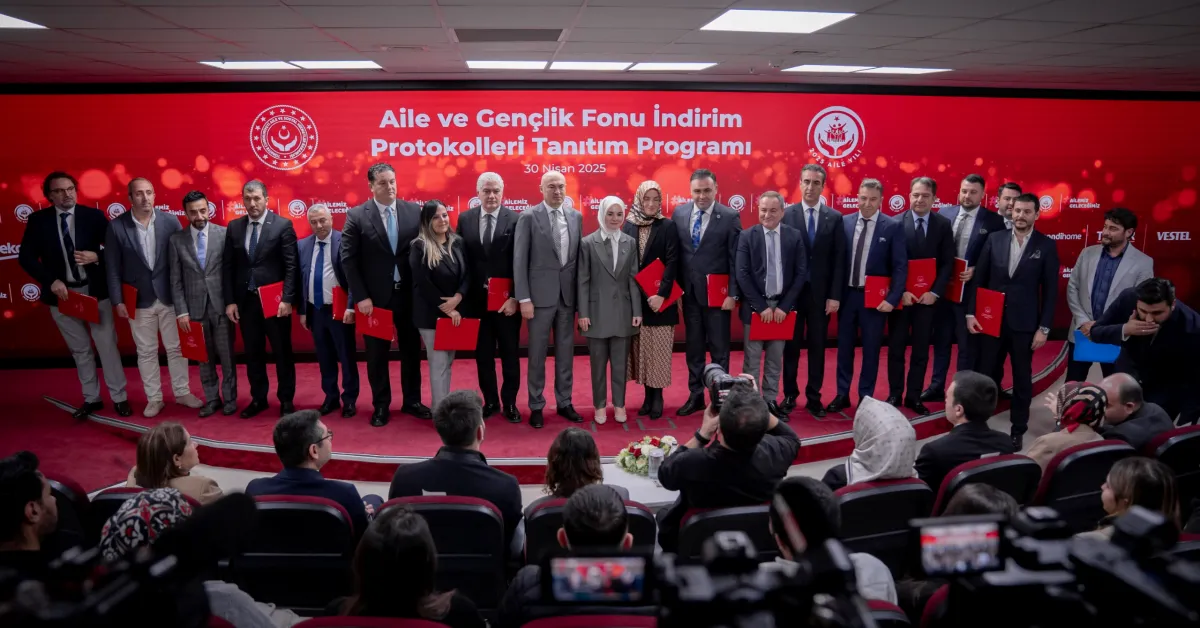 Y E N I E V L E N E C E K G E N C L E R E I N D I R I M S A G L A Y A N 857637 254410 Gencgazete