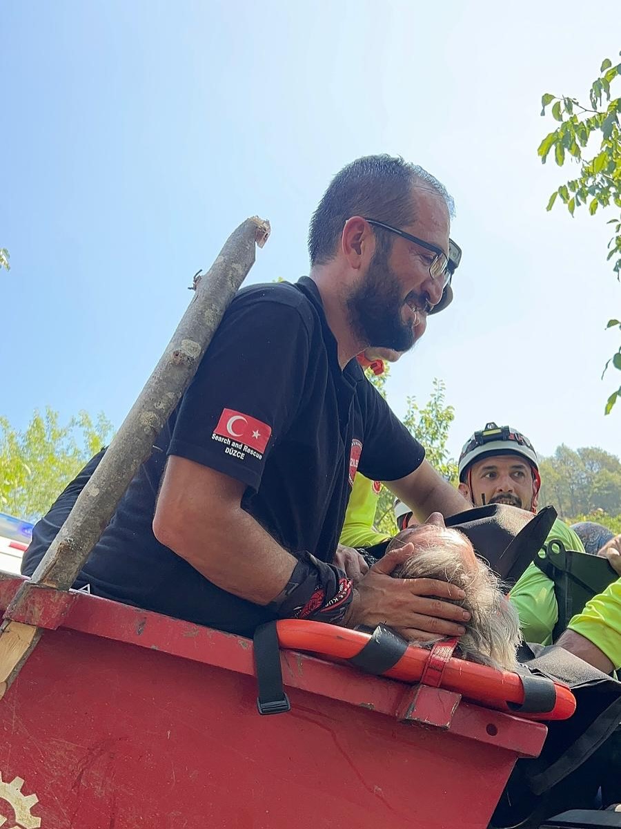 Yaşlı Kadın 3 Gün Sonra Canlı Bulundu (1)