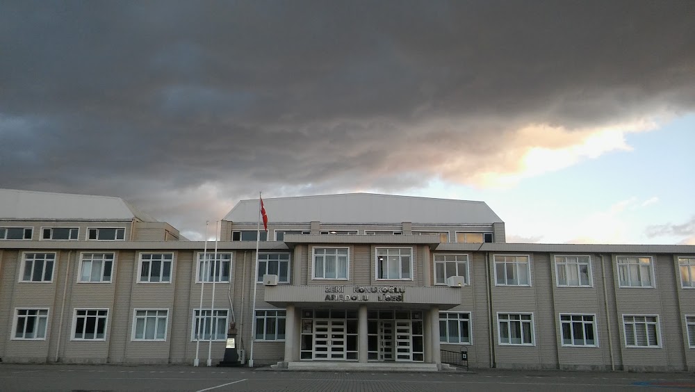 Zeki Konukoğlu Anadolu Lisesi