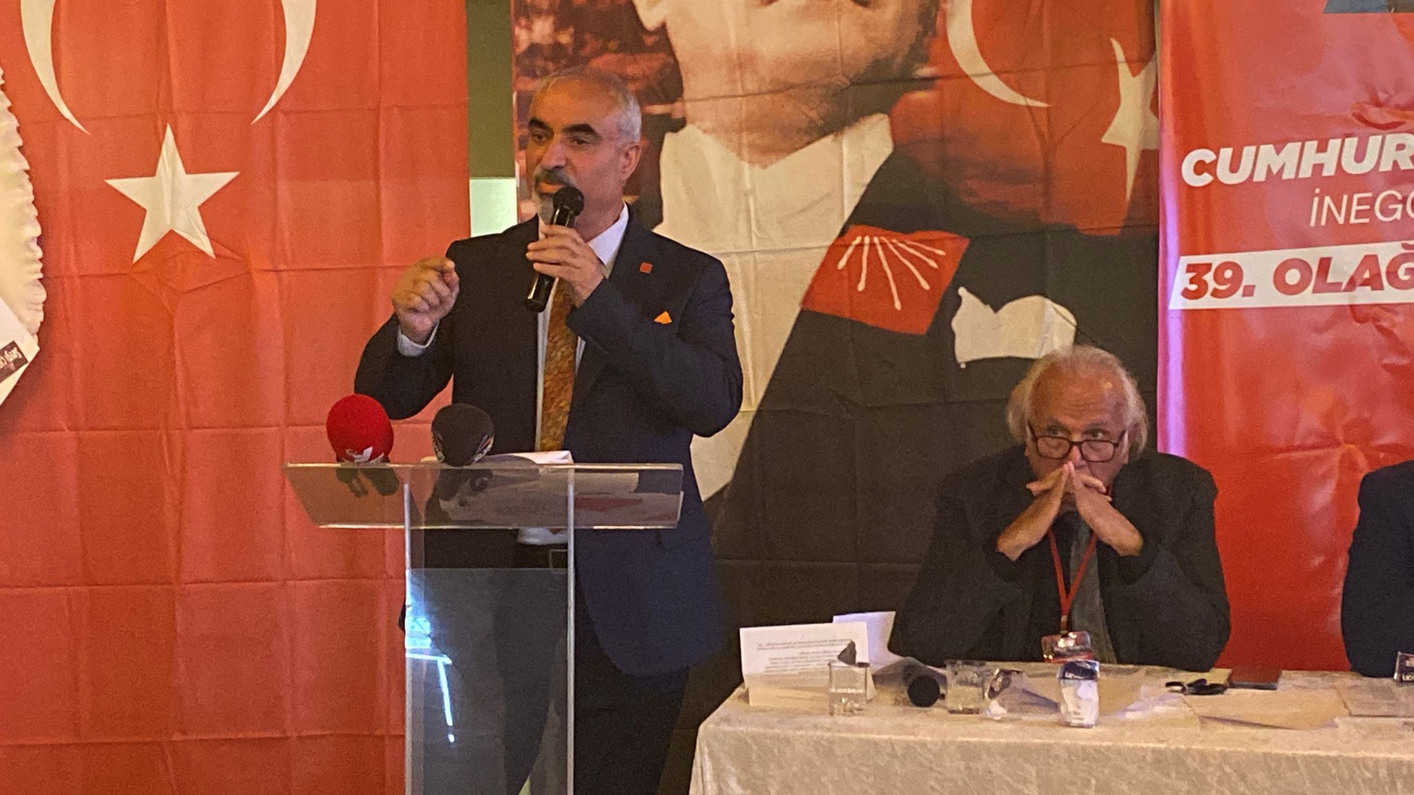 1Cd81Bca 85Ee 475D 9D4F 820001745641