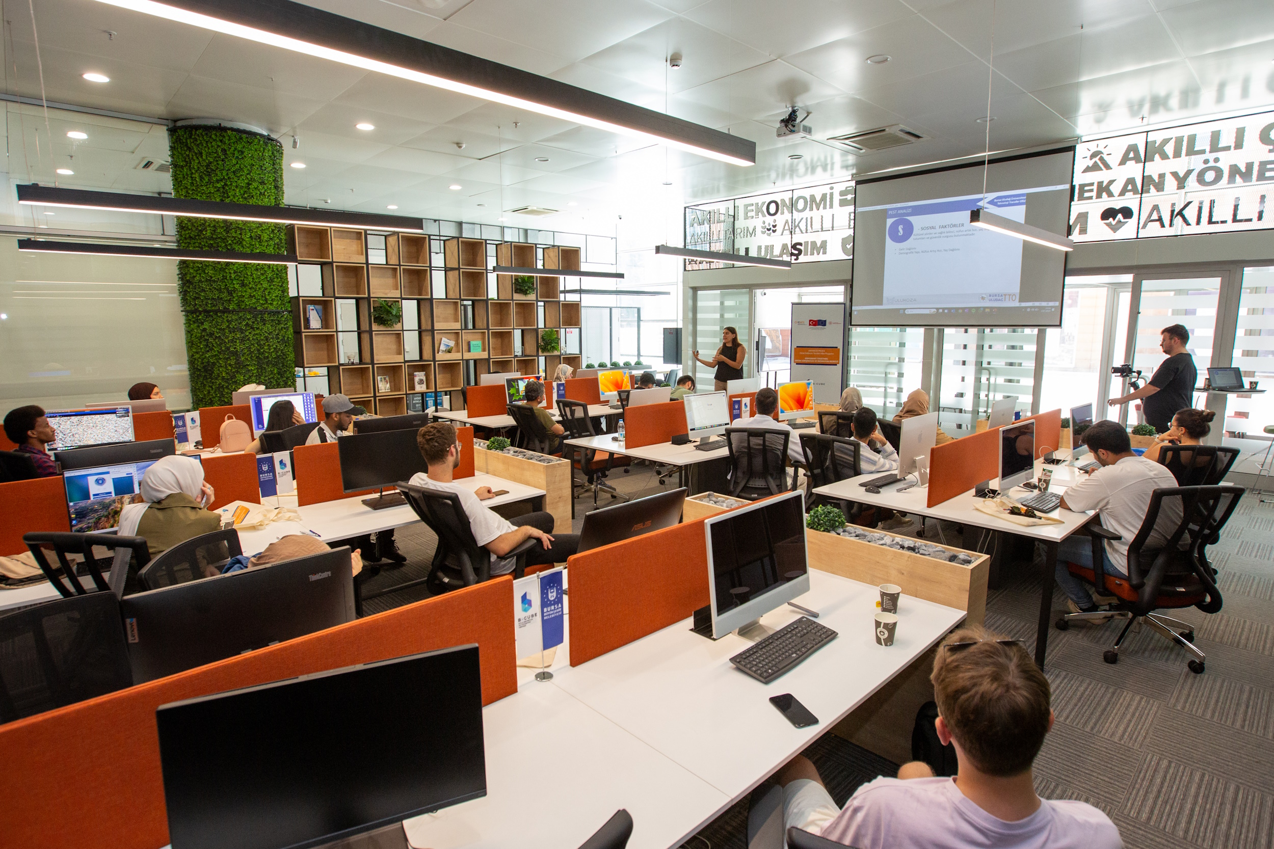 35750 M T Y4 N W E0 Y W