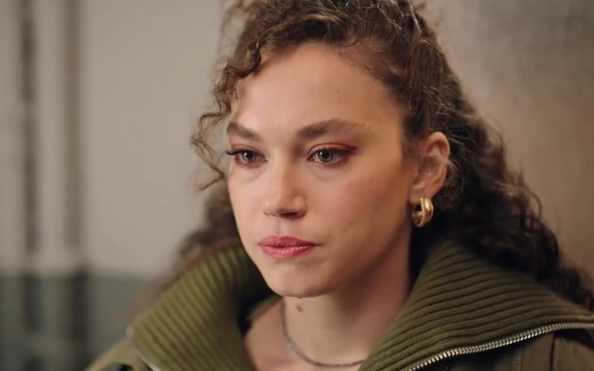 62026Aa10F25442Ae8Cb337E