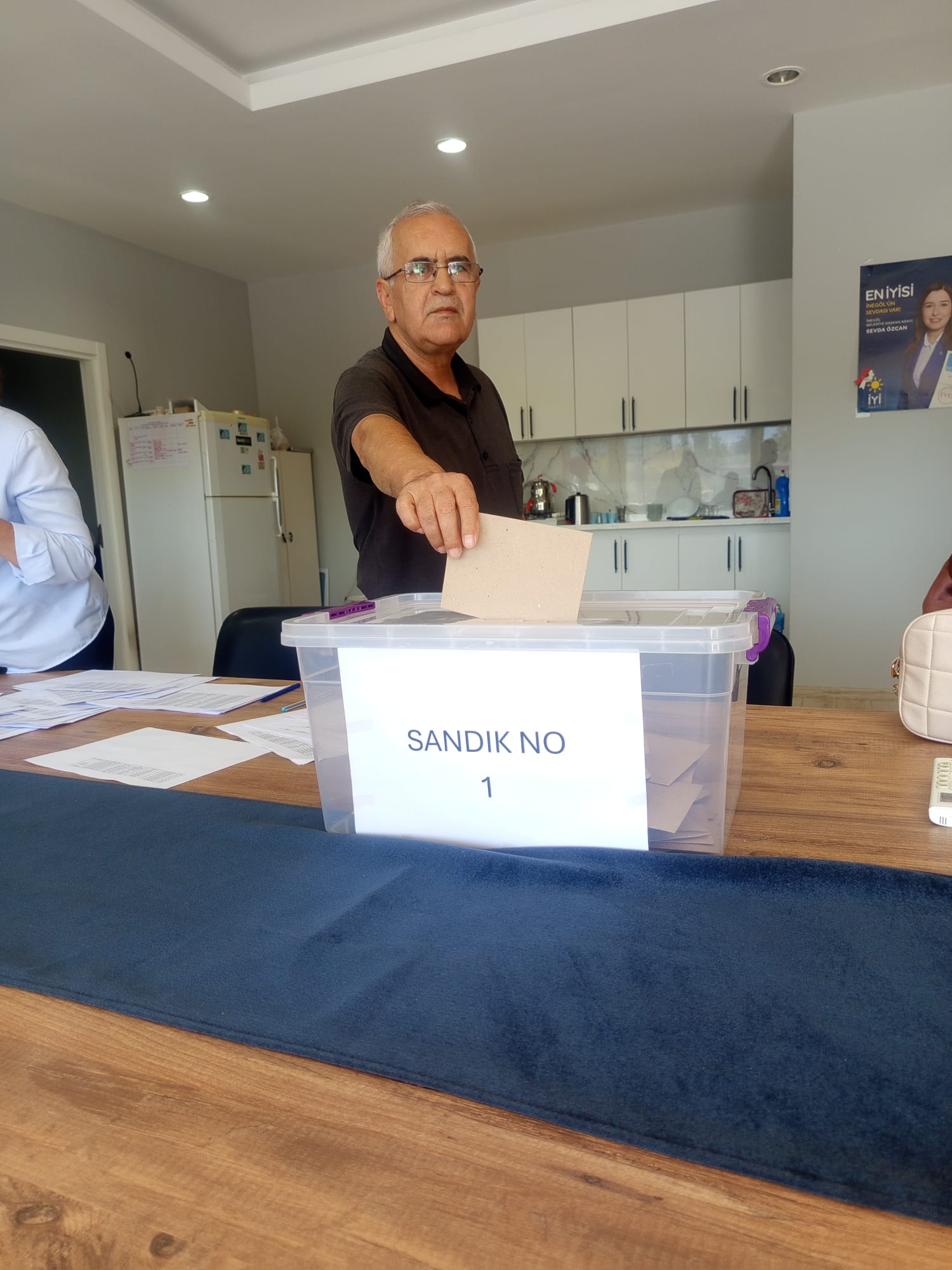 6646Fb3C 87Ba 44F8 A238 1Ca381C94368