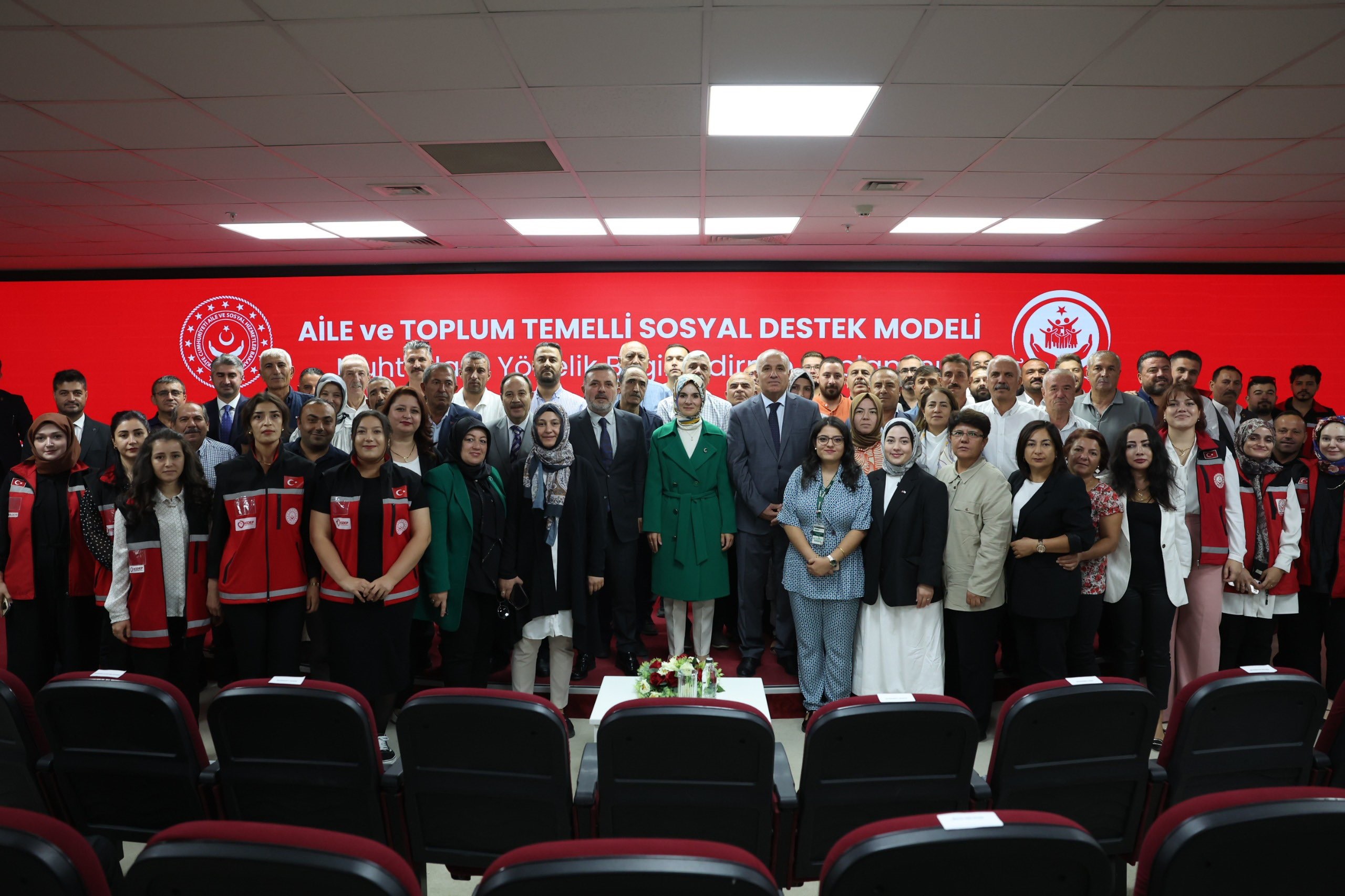 Aile Ve Sosyal Hizmetler Bakanı (2)