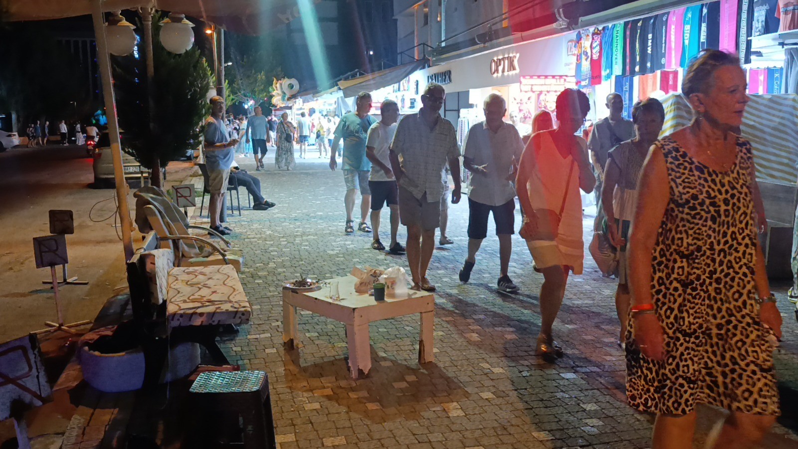 Antalya'da Silahlı Saldırı 1'I Turist 3 Yaralı (2)
