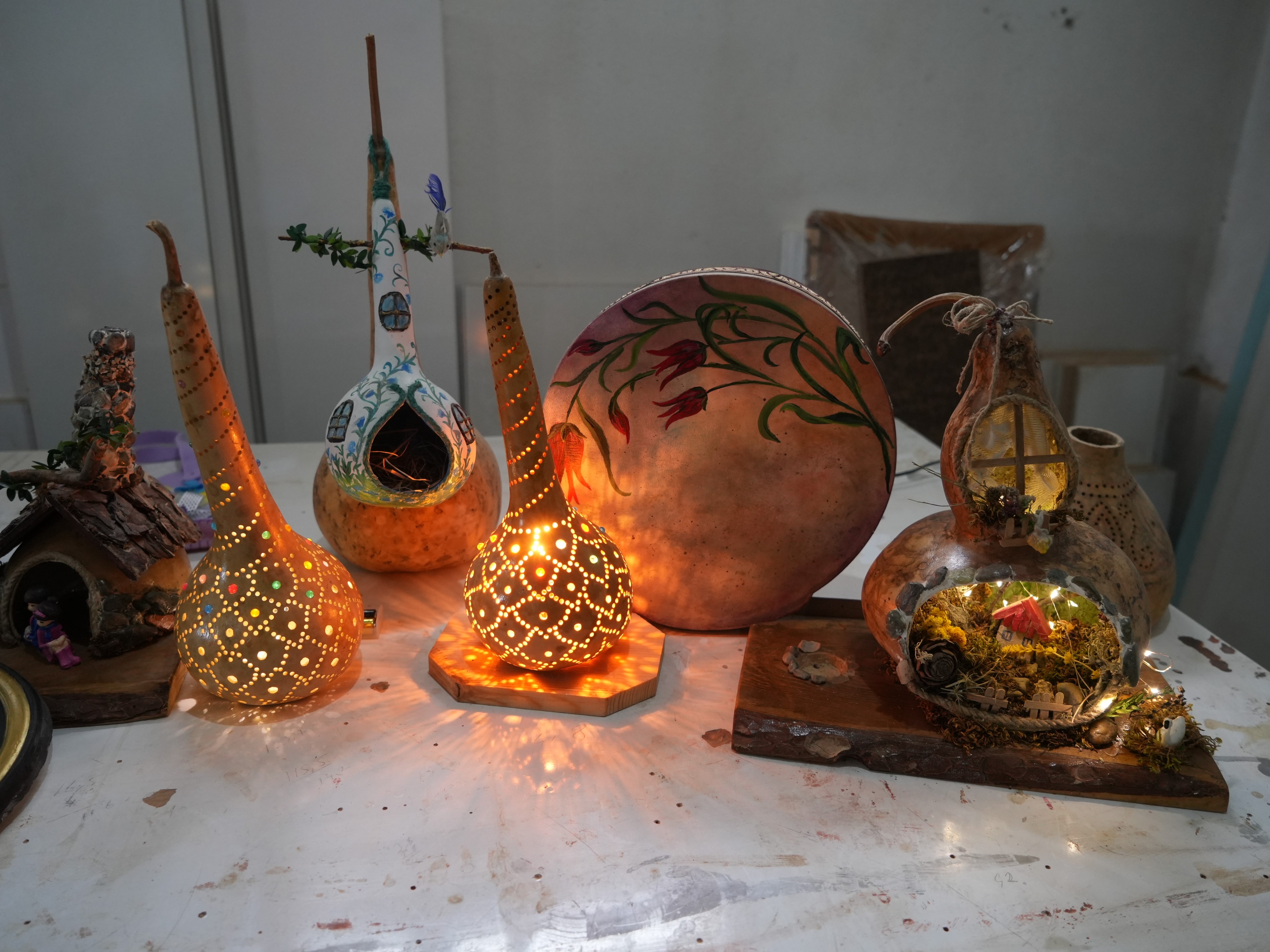 Atık Eşyaları Sanata Dönüştüren Kadın Gencgazete (2)