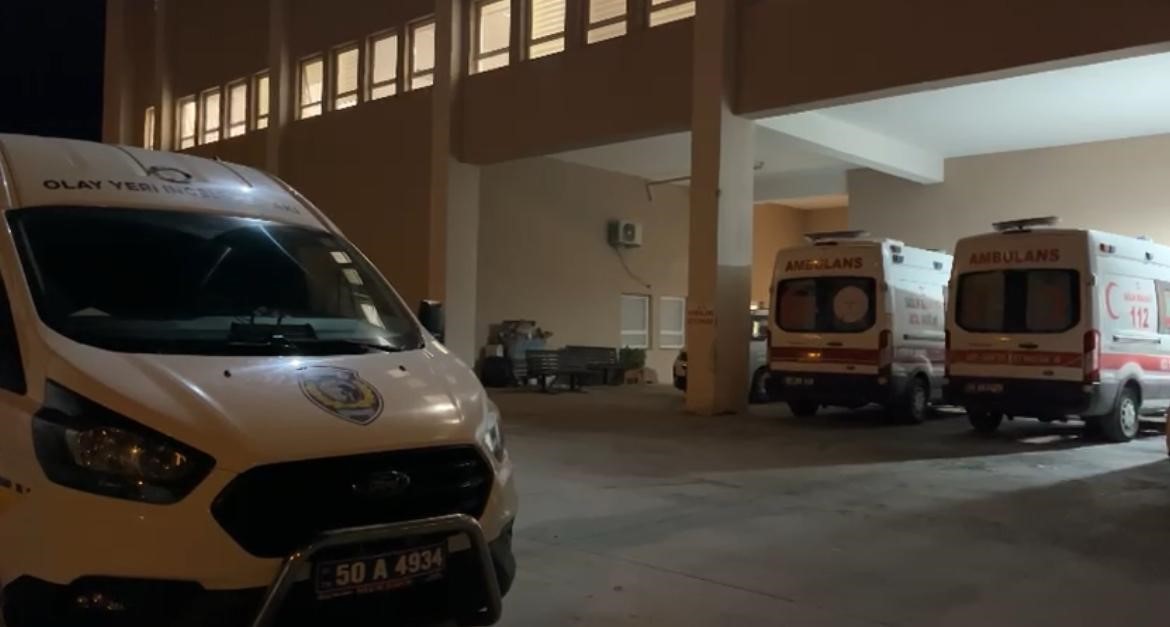 Başı Ağrıdığı Için Ağrı Kesici Hap Içen Kadın Hayatını Kaybetti (1)