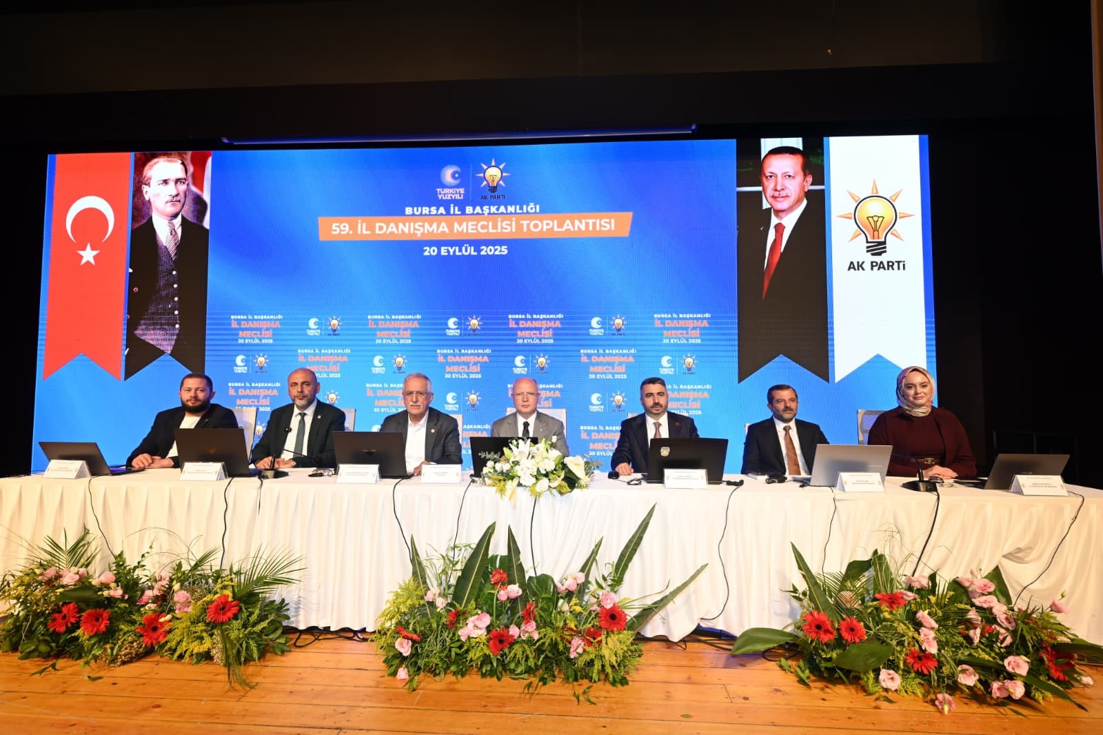 Başkan Gürkan Ak Parti Bursa İl Danışma Meclisi Gencgazete (2)