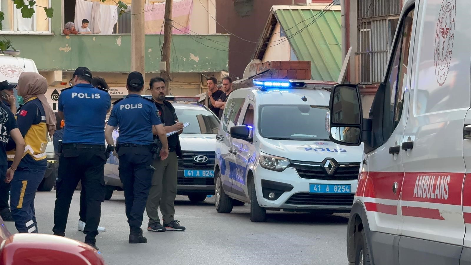 Çifte Cinayetin Katil Zanlısı 17 Yaşındaki Oğlu Çıktı (2)-1