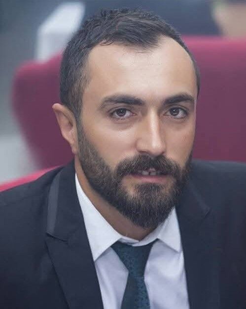 Devrilen Traktörün Altında Kaldı, Hayatını Kaybetti