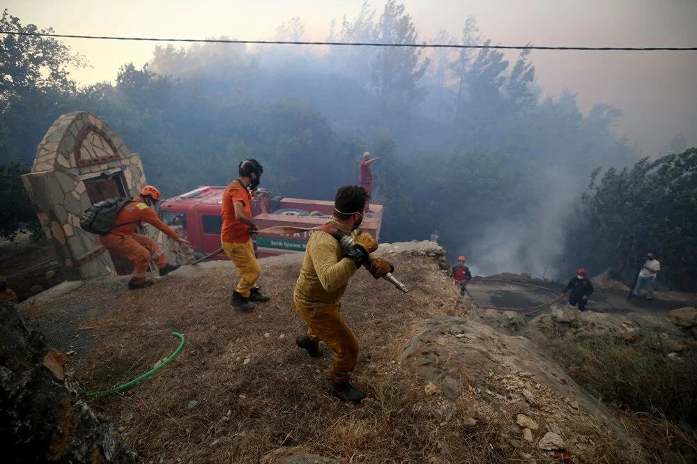 Eiw Duc Fc Zkm E Gpd X L2 Rf Uw