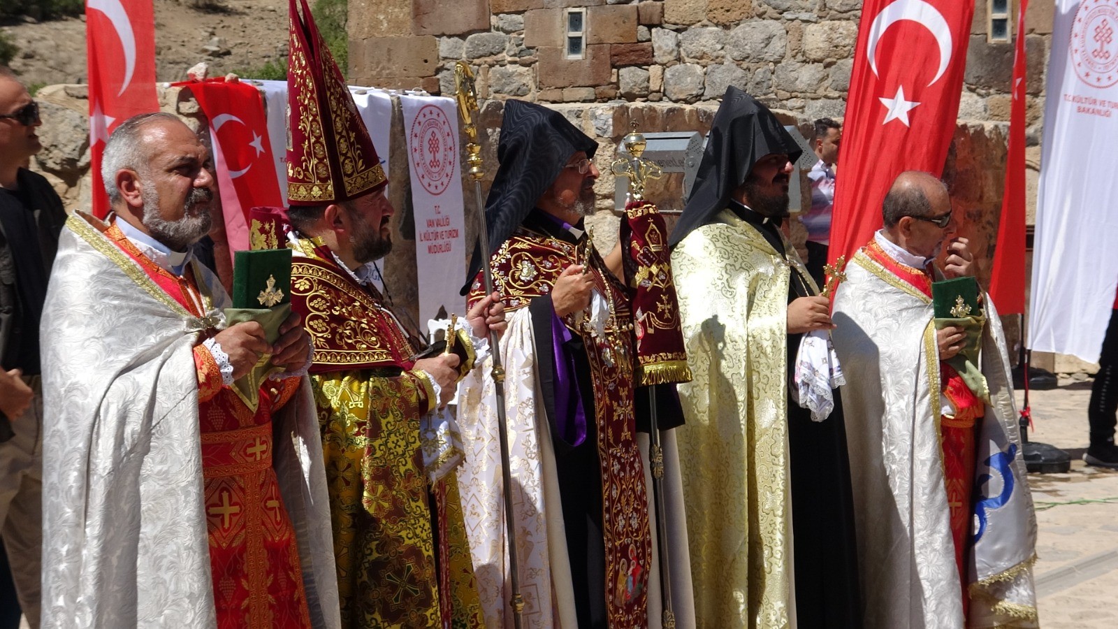 Ermeni Ayini Gencgazete (5)