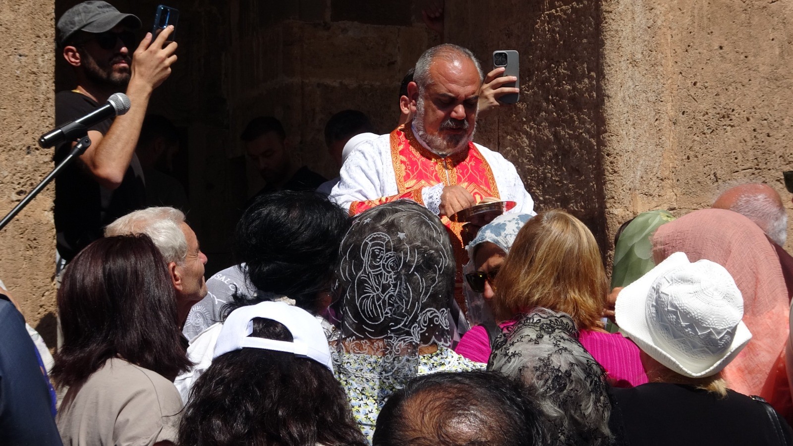 Ermeni Ayini Gencgazete (7)