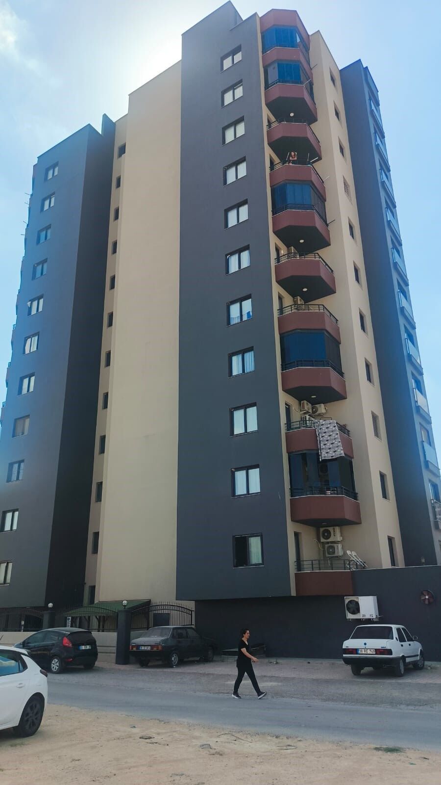 Halatı Kopan Asansör Genç Anneyi Hayattan Kopardı (1)