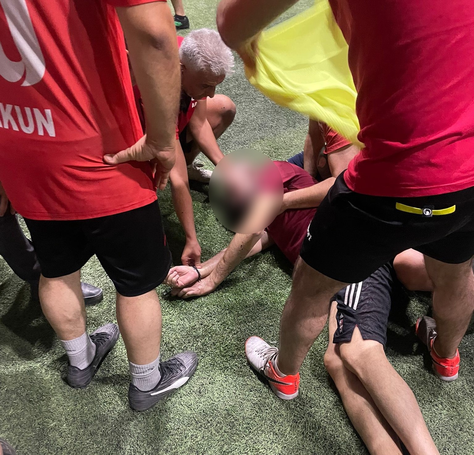 Halı Saha Maçında 44 Yaşında Hayatını Kaybetti Gencgazete (1)