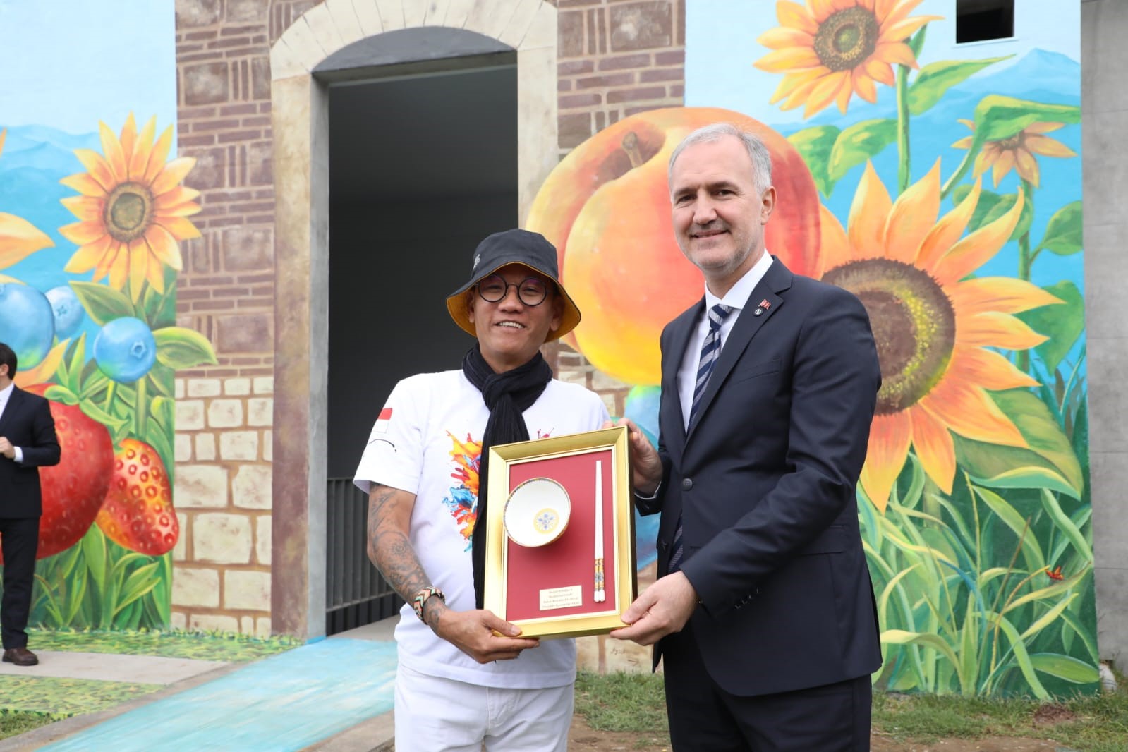 İnegol Beledi̇ye Duvar Sanati̇ Gencgazete (7)