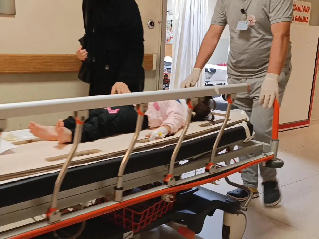 İnegöl'de 2 Yaşındaki Çocuk Balkonundan Düştü (4)