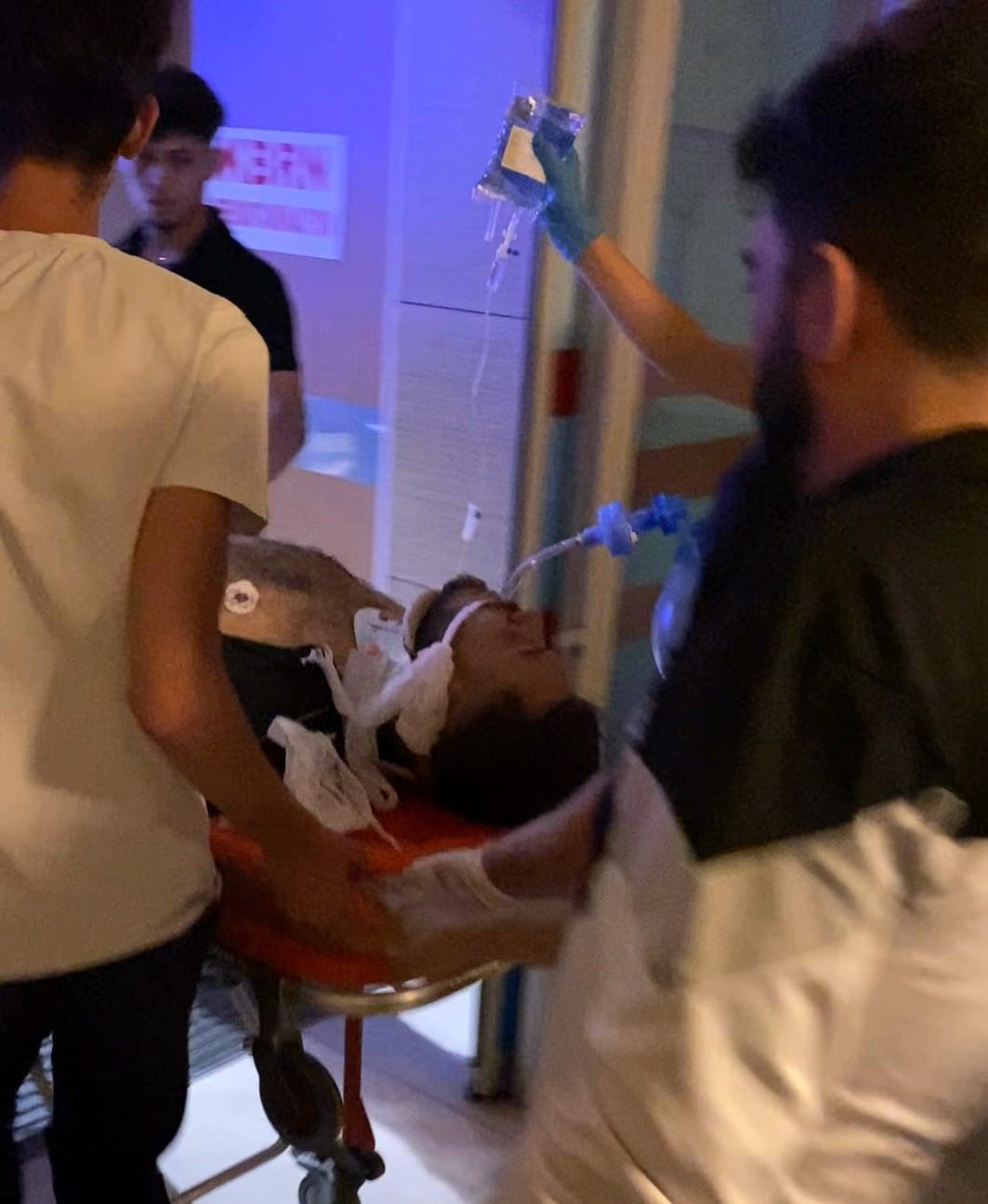 İnegöl'de Asansör Boşluğuna Düşen Genç Yaralandı (3)