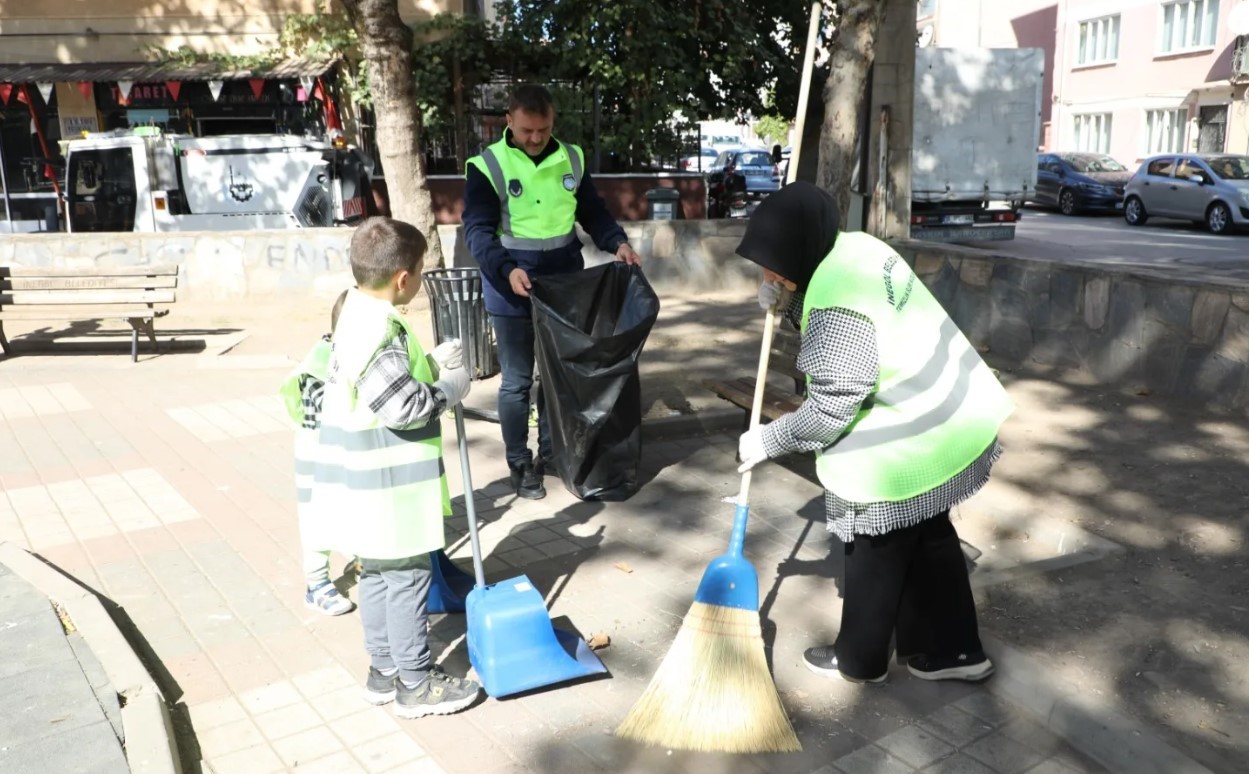 İnegöl'de Topyekün Temizlik (2)