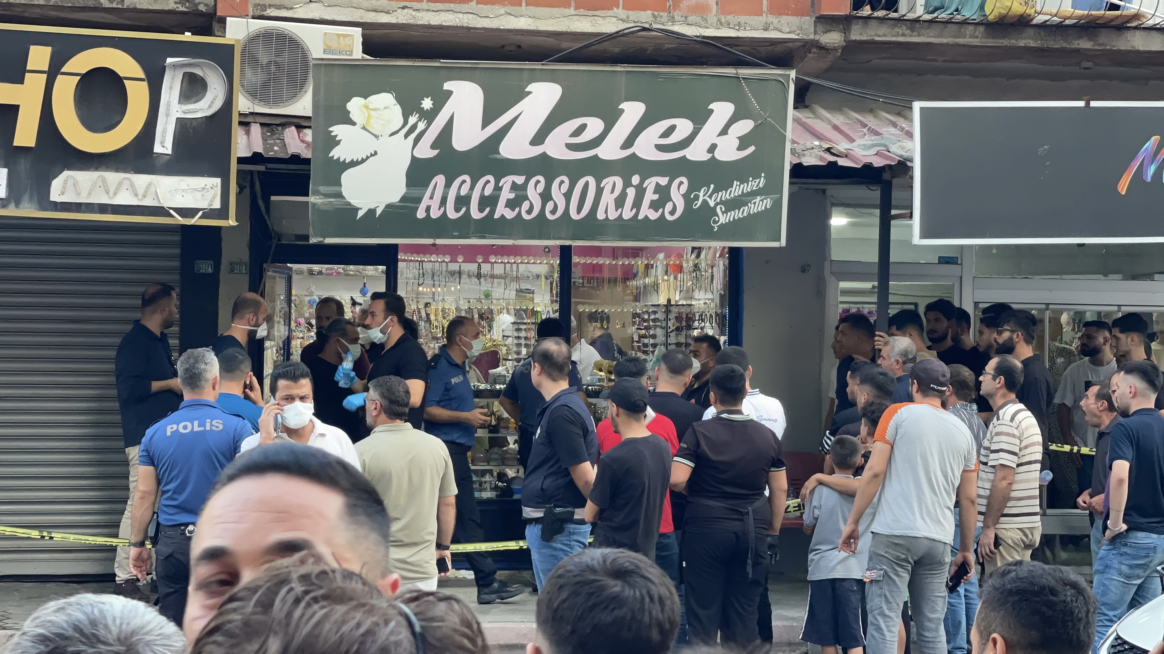 İş Yerinde İki Kişinin Cansız Bedeni Bulundu (1)