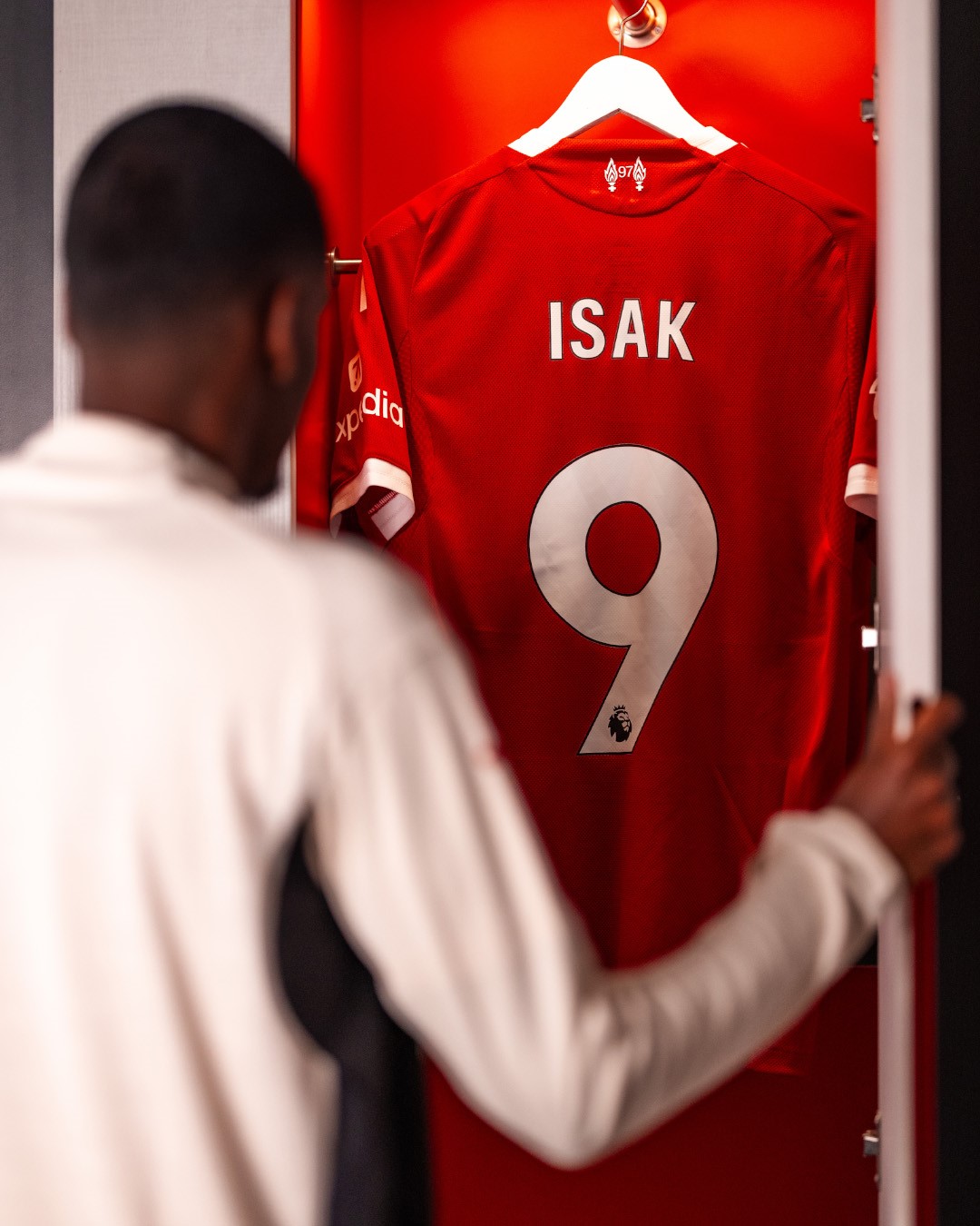Liverpool, Alexander Isak'ı Resmen Duyurdu (1)