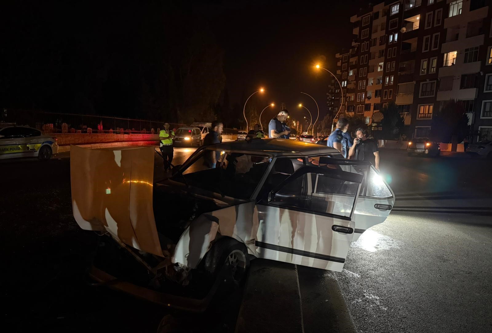 Mersin Tarsus’ta Feci Kaza 1 Ölü, 3’Ü Çocuk 8 Yaralı (1)