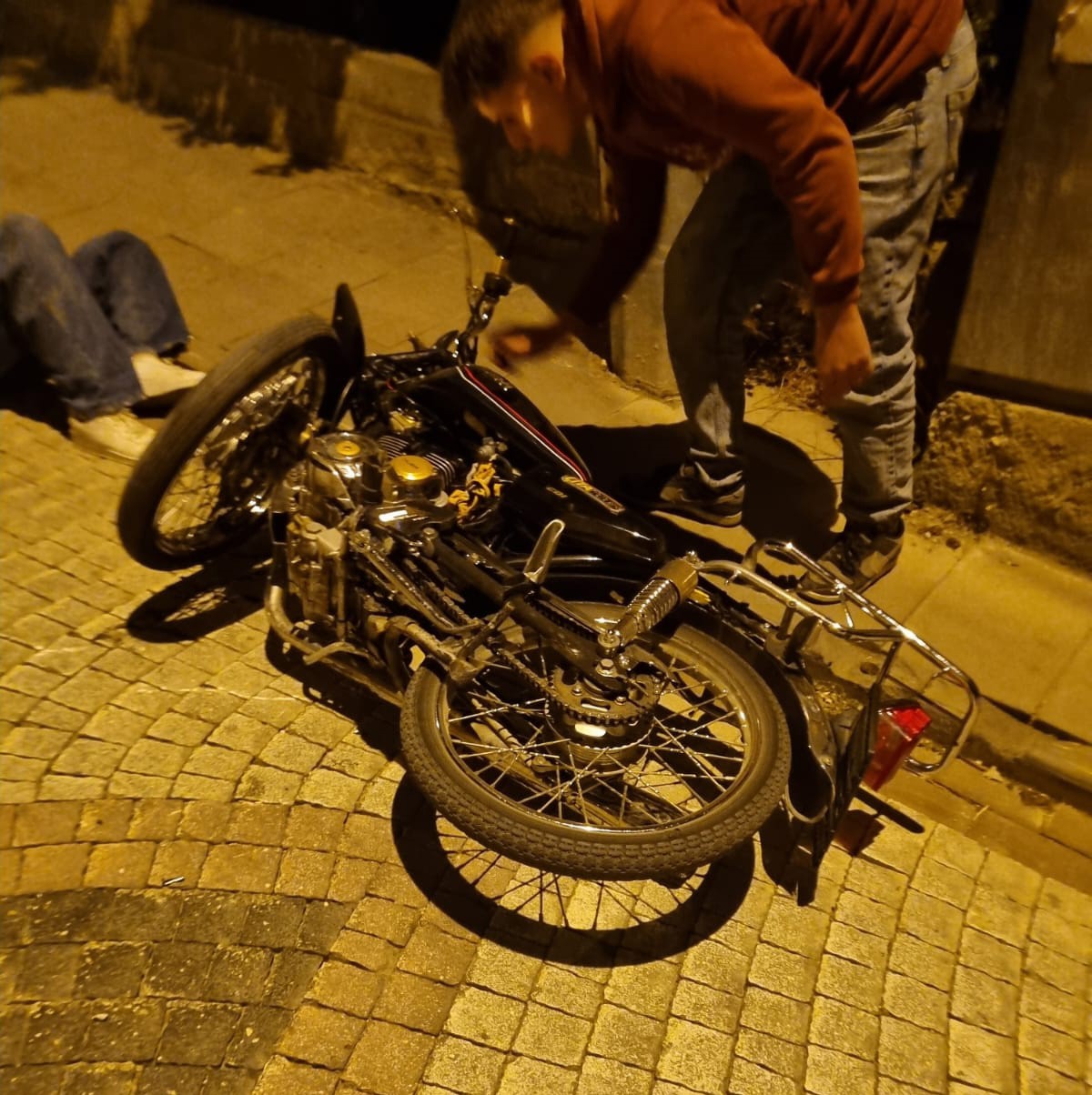 Otomobille Çarpışan Motosikletli Çocuk Hayatını Kaybetti (1)