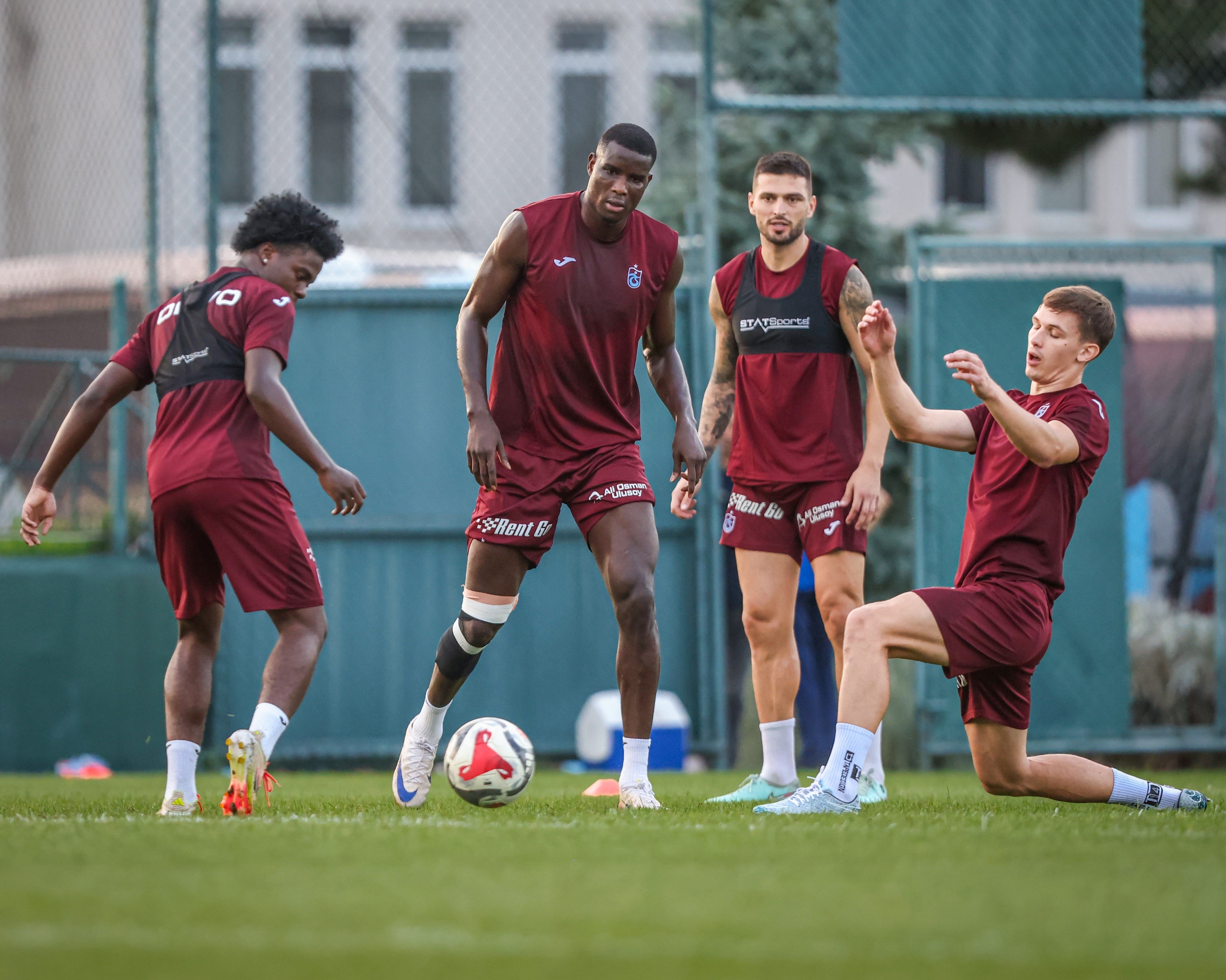 Trabzonspor, Fenerbahçe Maçı Hazırlıklarına Başladı (1)