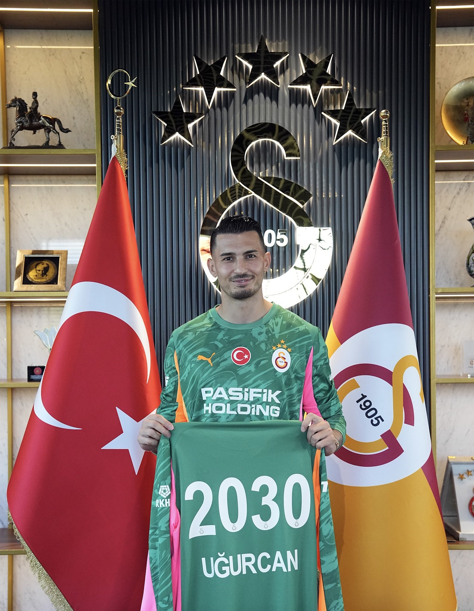 Uğurcan Çakır Galatasaray Için Mücadele Edeceğim (2)