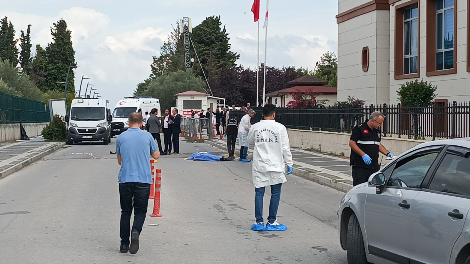 Yalova Adliyesi Önünde, Cinayet Gencgazete (4)