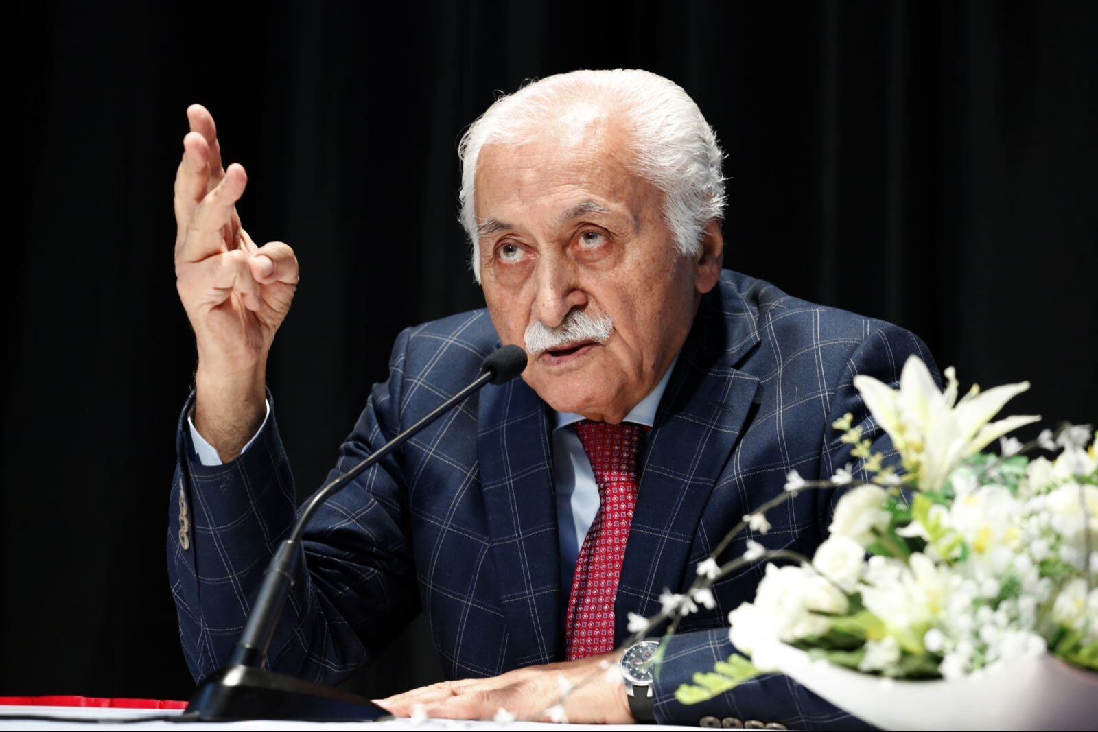 Yavuz Bülent Bakiler Vefat Gencgazete (3)