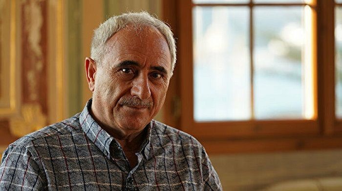 Nurullah Genç Kimdir, Nerelidir, Kaç Yaşında? Ne İş Yapıyor, Hangi Kitapları Yazdı?-2