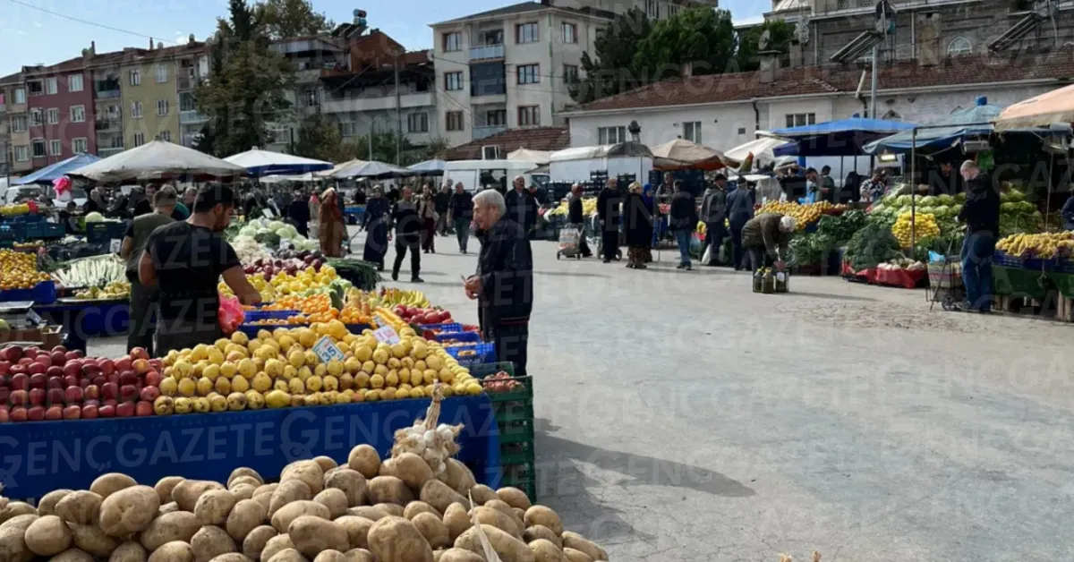 27 Eki̇m Pazartesi̇ Pazari Fi̇yatlari (1)